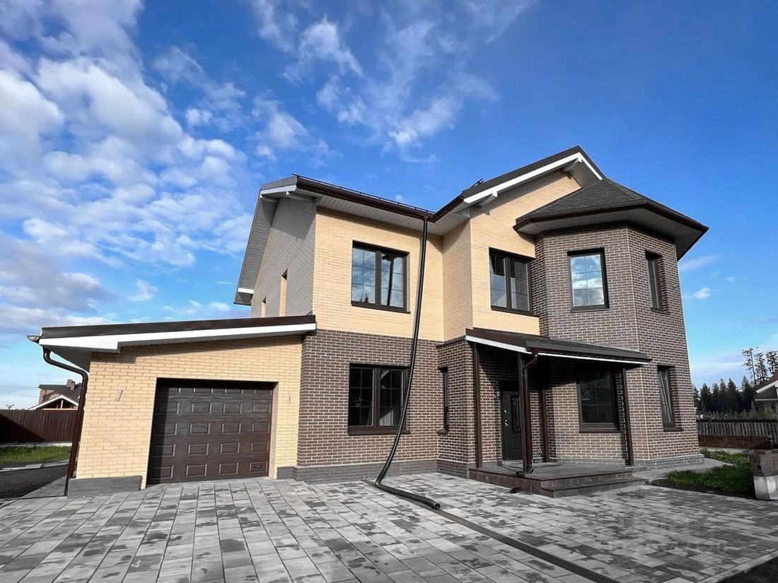 Превью для проекта в портфолио ««Clever» - проект двухэтажного дома, планировка с эркером и кабинетом на 1 эт, с террасой и с гаражом»