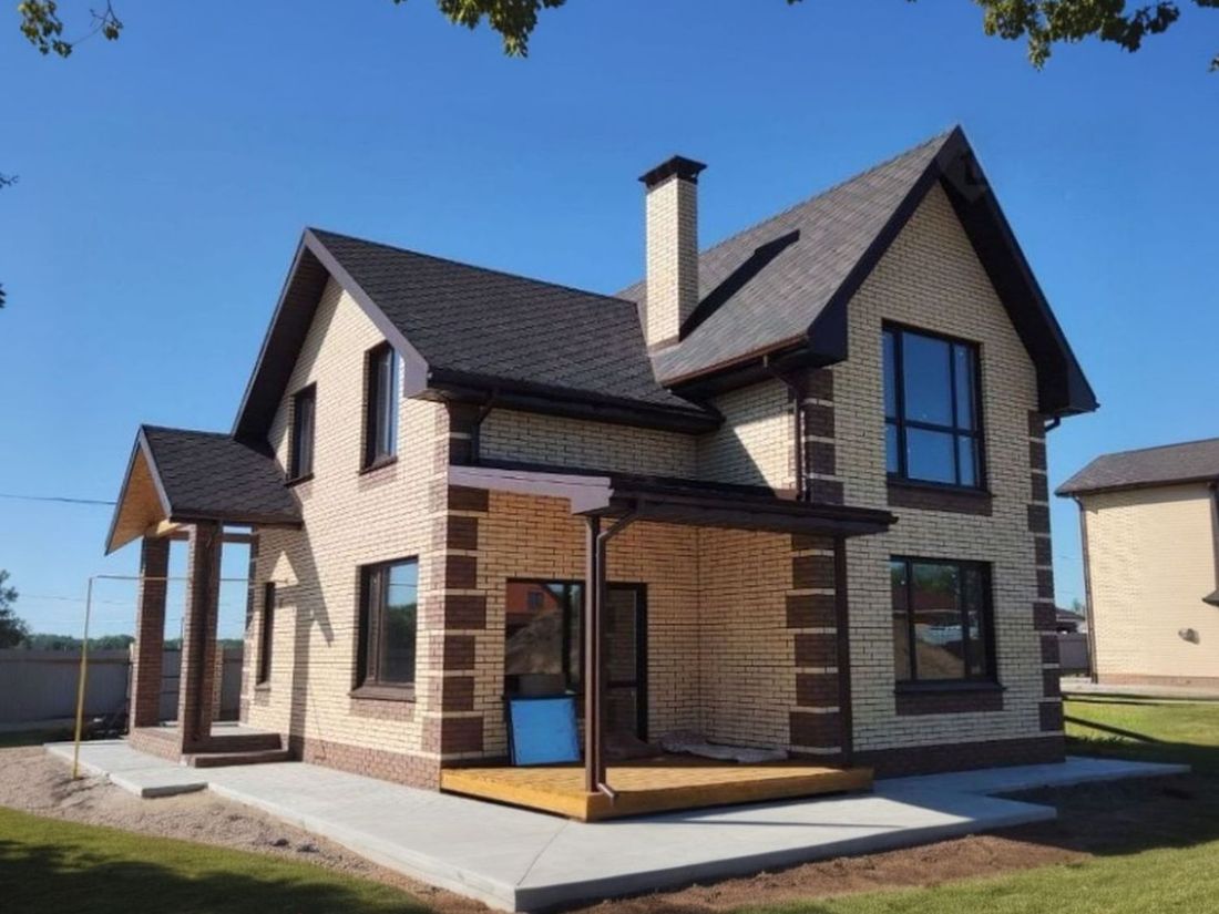 Превью для проекта в портфолио «Компактный коттедж. «Кадет» - проект дома с мансардой, из кирпича, в стиле эклектика»