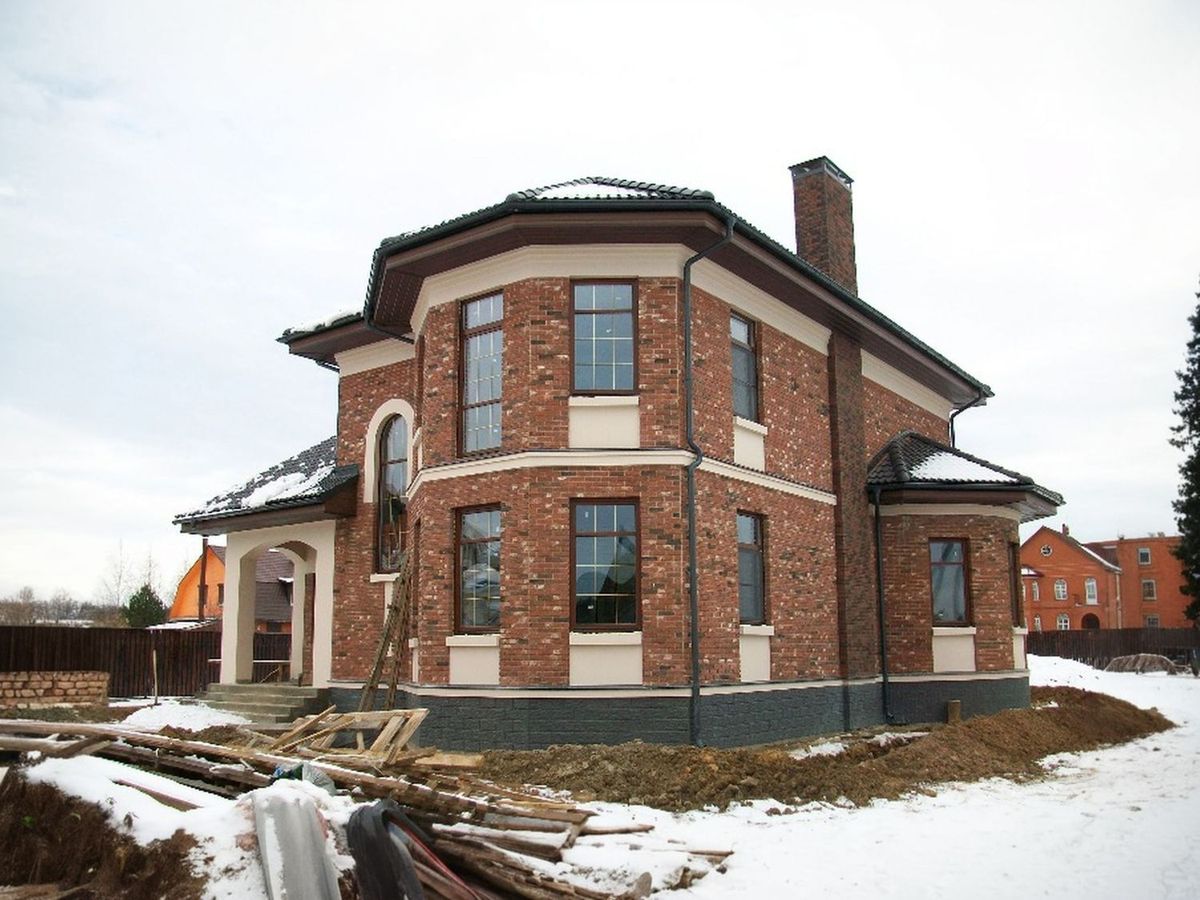 Превью для проекта в портфолио ««Ювенил» - проект двухэтажного дома, с эркером и с террасой, просторная планировка, гараж на 2 авто»