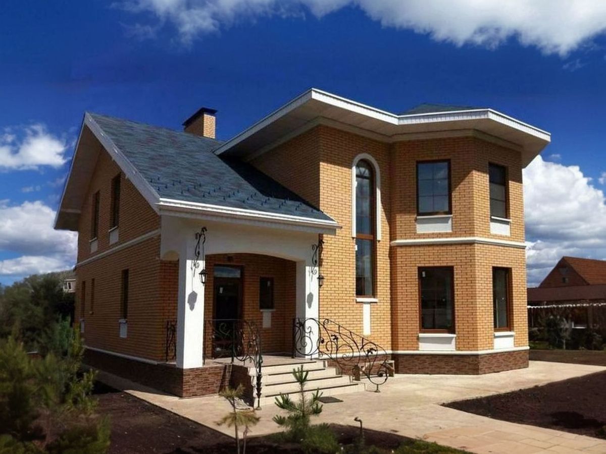 Превью для проекта в портфолио ««Ювенил» - проект двухэтажного дома, с эркером и с террасой, просторная планировка»