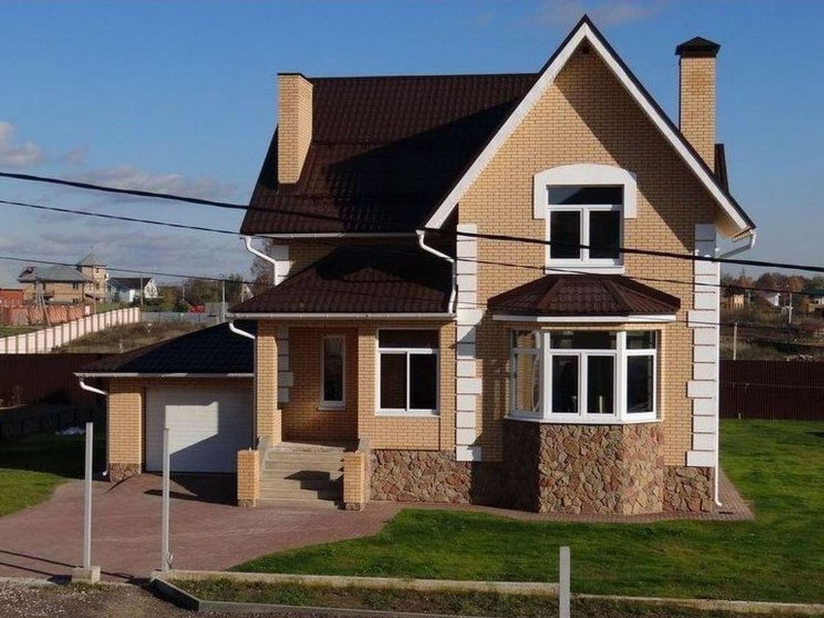 Превью для проекта в портфолио ««Ретростилиса» - проект двухэтажного дома, с эркером, в английском стиле»