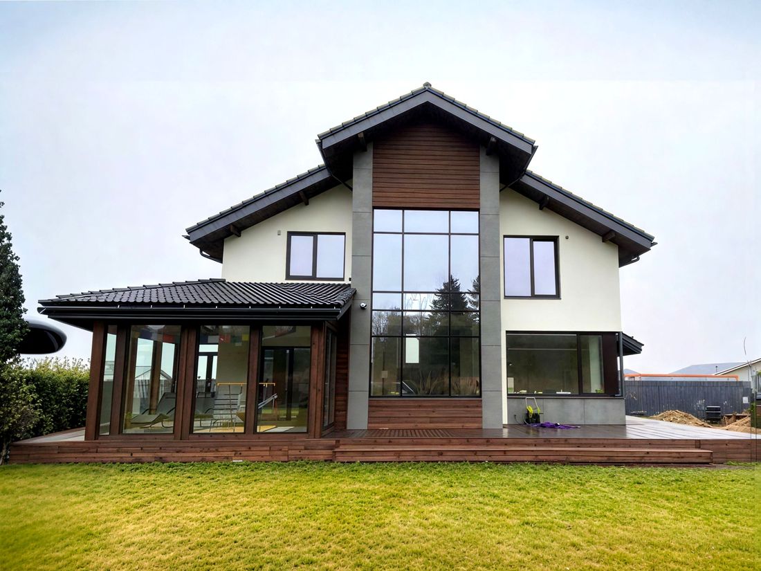 Превью для проекта в портфолио «Красивый дом из серии "Паруса". «Регата» - проект дома с мансардой, столовая со вторым светом, с террасой, мастер спальня»