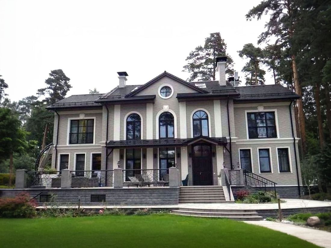 Превью для проекта в портфолио «Эксклюзивная вилла. «Поместье» - проект двухэтажного дома, с мансардой и двусветной гостиной, особняк в классическом стиле»