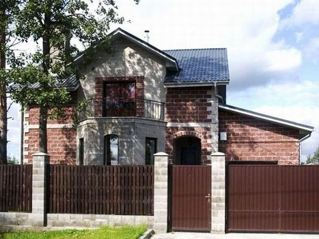 Превью для проекта в портфолио ««Метц» - проект дома с мансардой, с эркером и с террасой, в английском стиле»