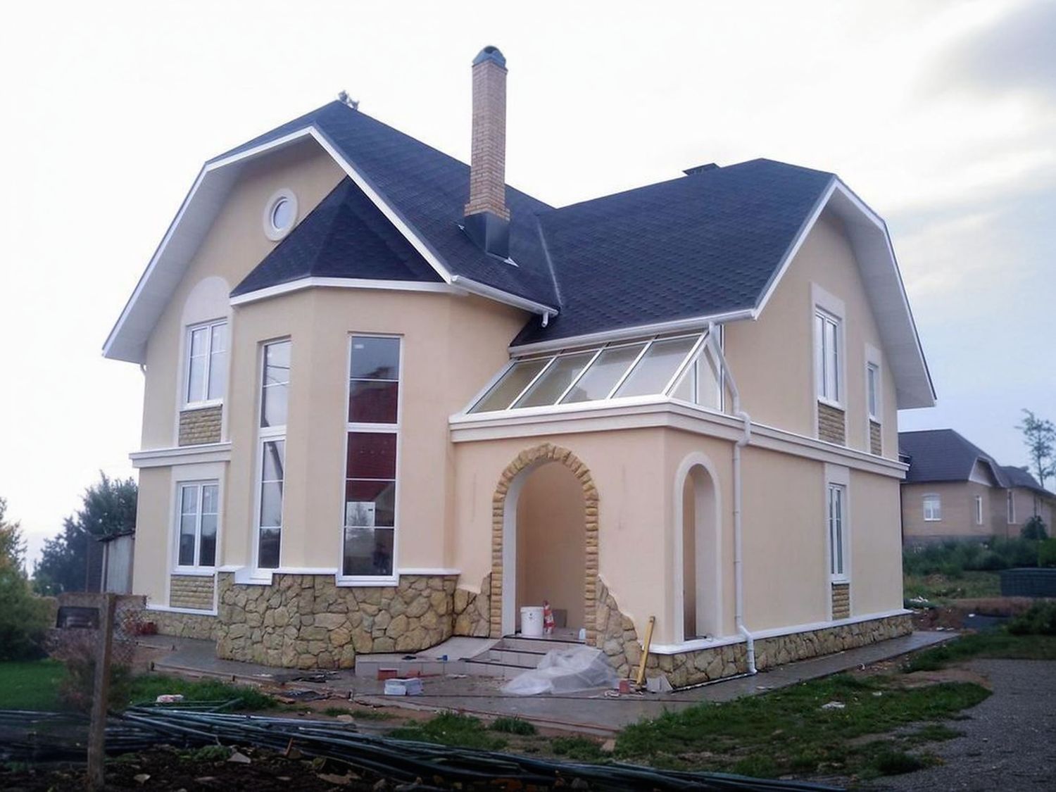 Превью для проекта в портфолио ««Эстрелл» - проект двухэтажного дома с эркером и вторым светом в гостиной»