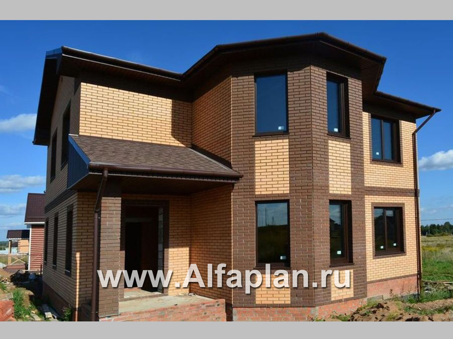 Проекты домов Альфаплан - «Классика»- проект двухэтажного дома с экрером, в русском стиле - дополнительное изображение №1