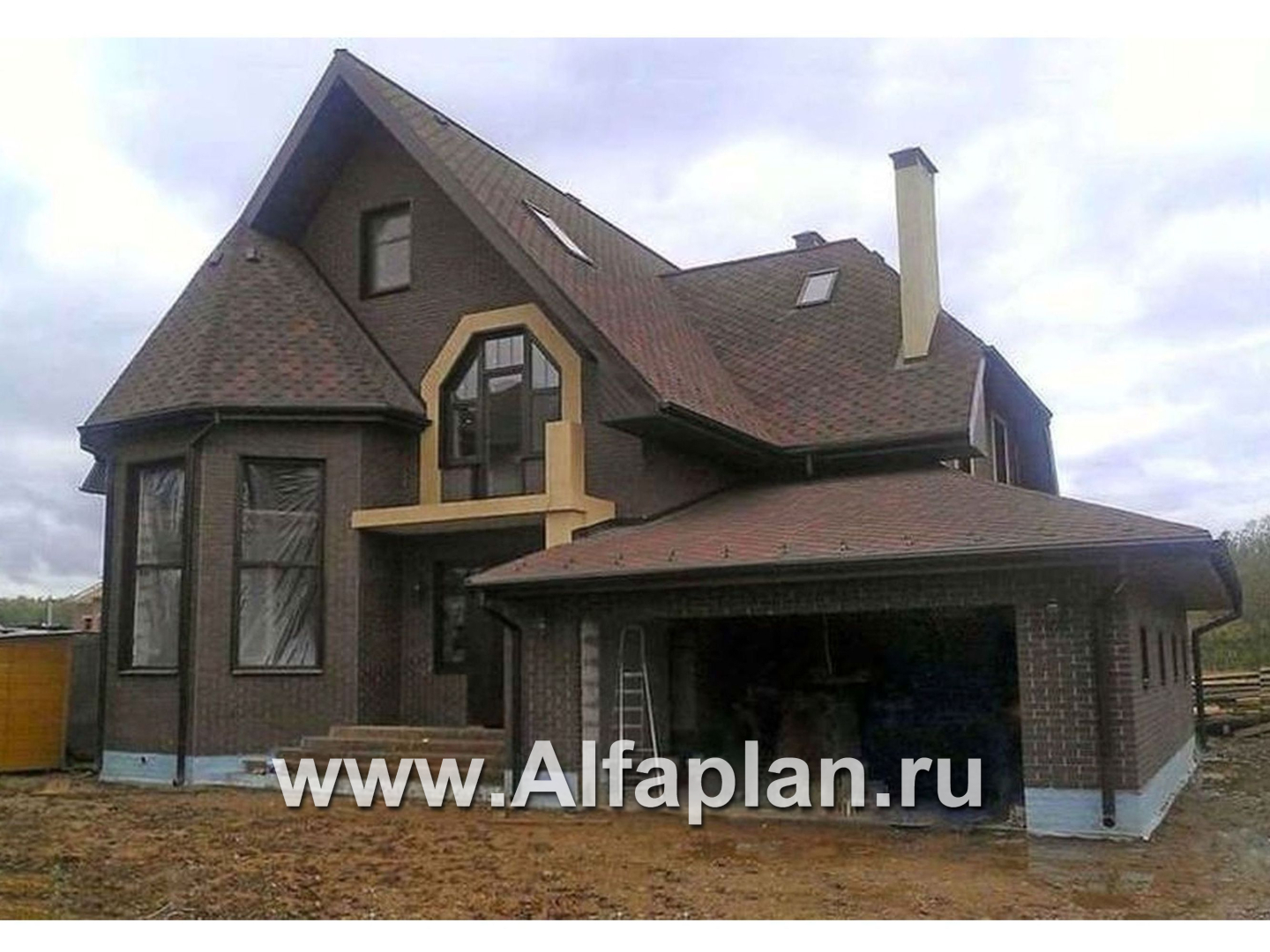 Проекты домов Альфаплан - «Ленский» - проект двухэтажного дома, с мансардой и гаражом, для большой семьи в стиле модерн - дополнительное изображение №4