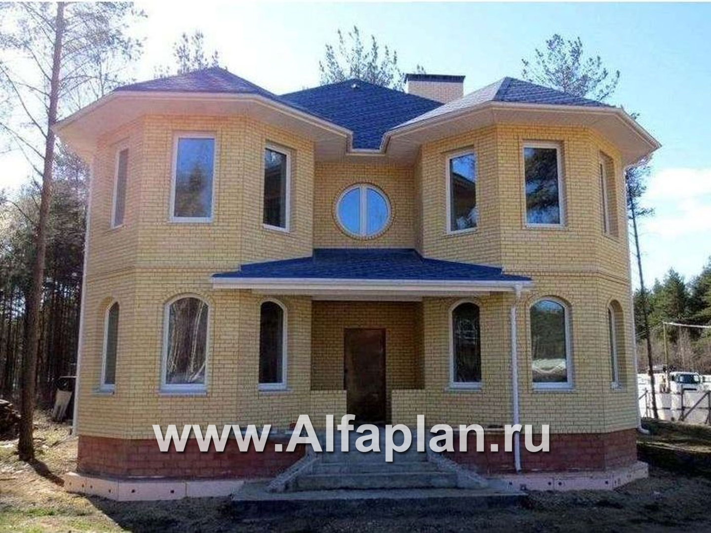 «Амбиент»- проект двухэтажного дома с эркером и с террасой, открытая планировка, в стиле замка - дизайн дома №5