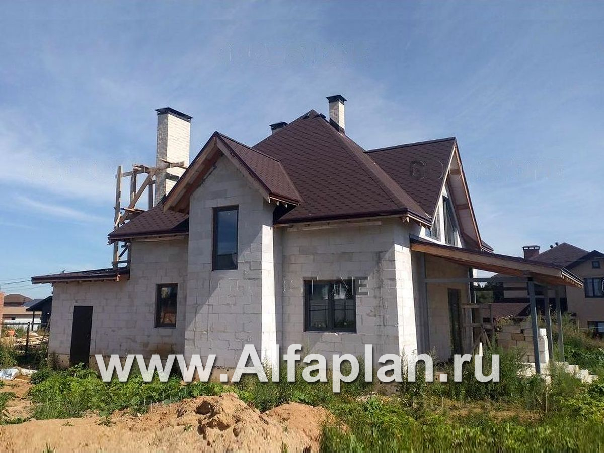 «Альтаир» - красивый проект дома с мансардой, из кирпича или газобетона, с террасой и с гаражом, современный стиль - дизайн дома №3