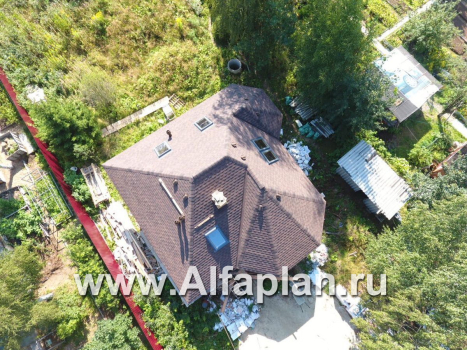 Проекты домов Альфаплан - «Душечка» - проект дома с мансардой, с террасой и вторым светом - превью дополнительного изображения №7