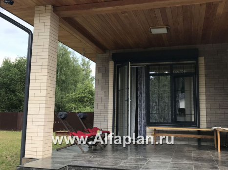 «Эрато» - красивый дом, проект одноэтажного коттеджа, с террасой, в современном стиле - превью дополнительного изображения №4